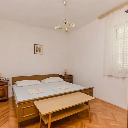 Apartament Marija *